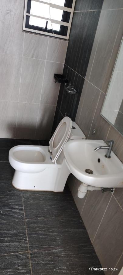 קואלה לומפור Legasi Suites Service Klcc מראה חיצוני תמונה